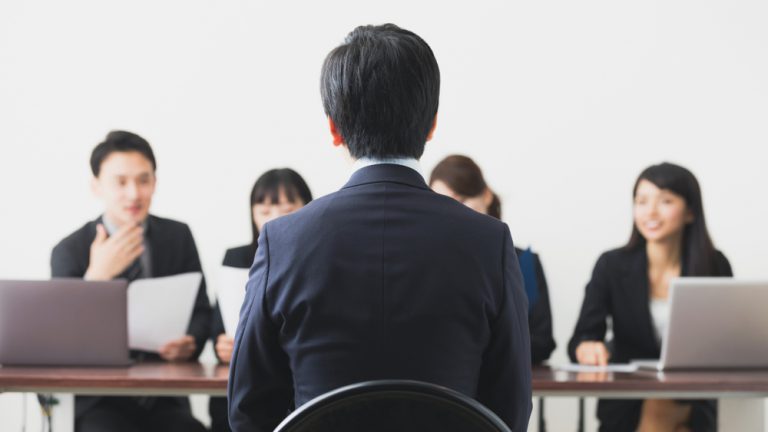 社会人でも公務員になれる！社会人経験者枠の採用で知っておくべき3つのポイント 公務員 キャリアアップにお